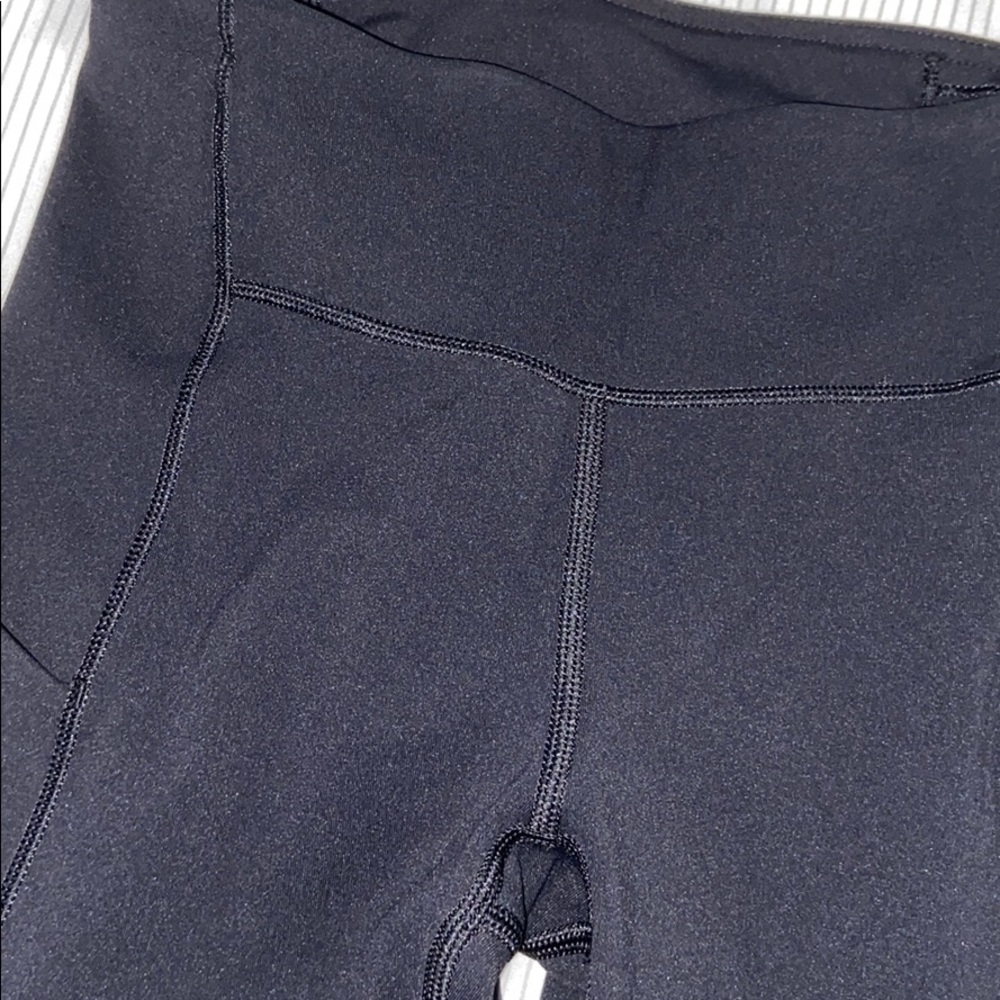 Lululemon speed up crop